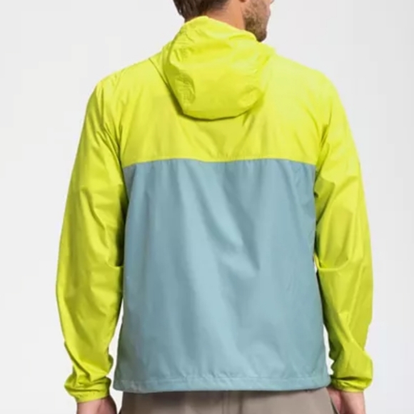 NWT Men's North Face windbreaker 